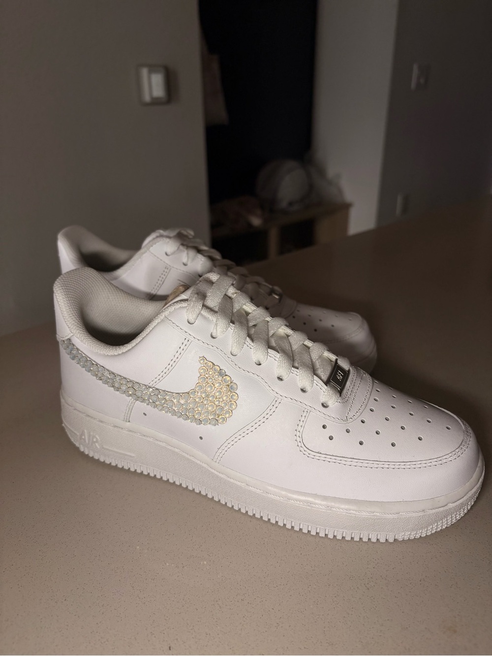 NIKE Air Force 1 White Low SWAROVSKI White-Opal Crystal Swoosh